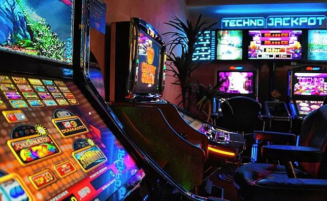 پاکستان میں Ecasinos کا آن لائن کیسینو سیکشن کھولیں۔